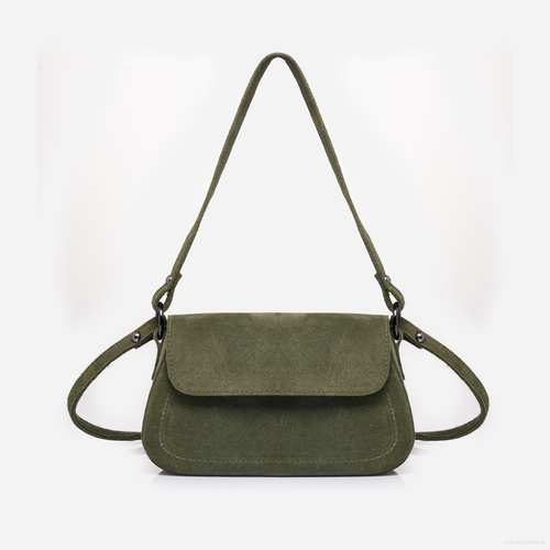 Сумка українського бренду ТМ  "Lucherino" стане хорошим придбанням не на один рік.  Невелика жіноча сумочка виготовлена з високоякісного шкірзамінника та якісної надійної фурнітури в кольорі - нікель. Одне відділення з однією кишенею на застібці.